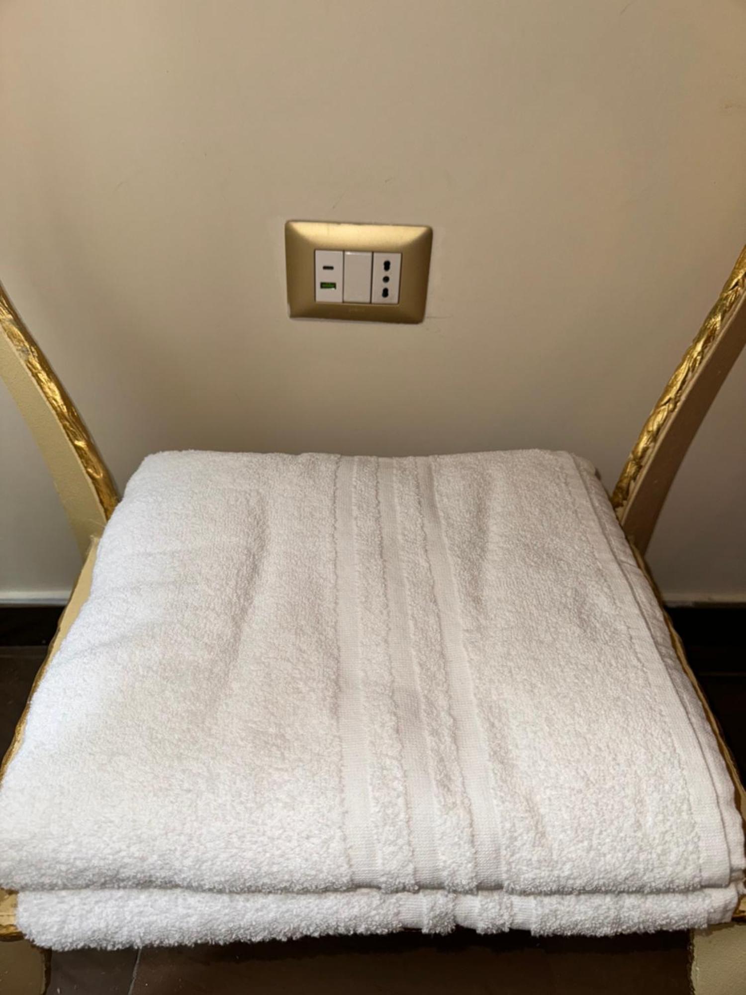 ナポリ Beb Mariafrancesca Bed & Breakfast エクステリア 写真