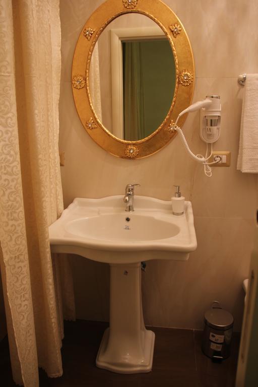 ナポリ Beb Mariafrancesca Bed & Breakfast エクステリア 写真