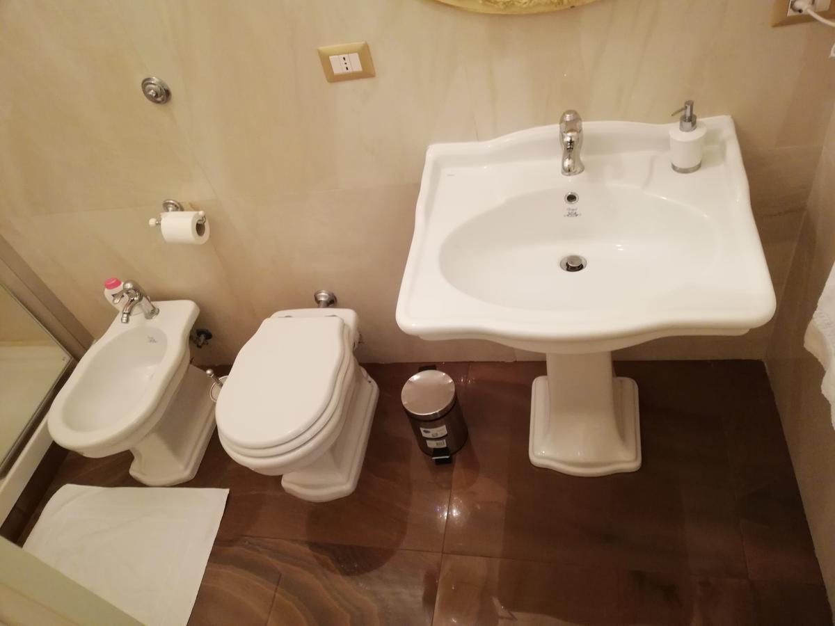 ナポリ Beb Mariafrancesca Bed & Breakfast エクステリア 写真