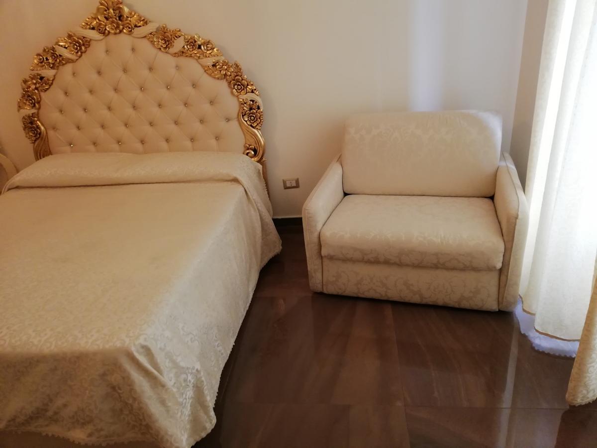 ナポリ Beb Mariafrancesca Bed & Breakfast エクステリア 写真